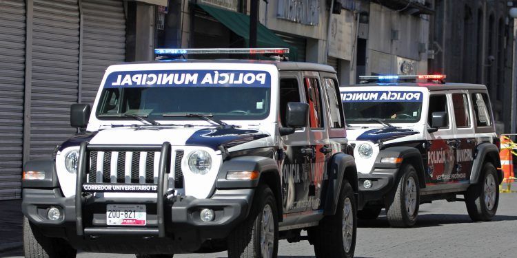 Operativo del Ayuntamiento de Puebla no funciona; ambulantes y comercios aprovechan el Día del Amor