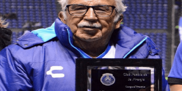 Club Puebla de luto: Muere «Pepe Grillo» el eterno aficionado #1 del equipo