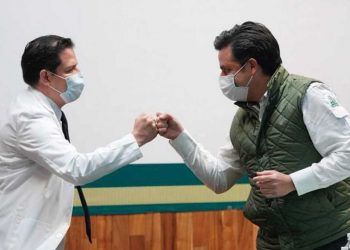 A un año de que inicio la pandemia, Zóe Robledo agradece el trabajo de profesionales de la salud