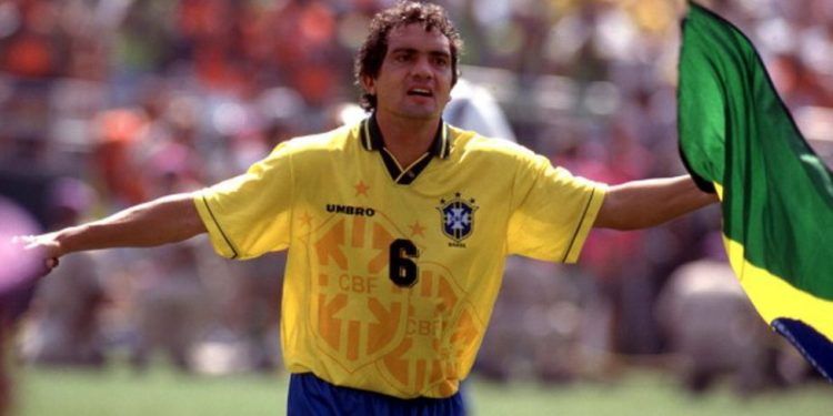 Branco, campeón con Brasil en el Mundial del 94, grave e intubado por COVID-19
