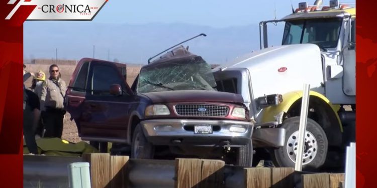 Choque en California deja al menos 15 muertos en frontera con México