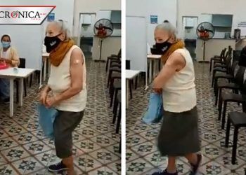 Abuelita se hace viral por bailar después de recibir vacuna contra COVID-19