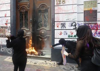 Segob va por los responsables de actos vandálicos en Centro Histórico; identifican a integrantes del Ayuntamiento de Puebla