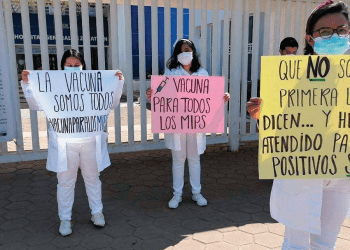 Médicos solicitan ser vacunados