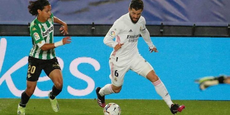 Real de Madrid empata (0-0) con el Betis de Lainez y Guardado