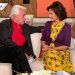Critican a Pati Chapoy por entrevista a Enrique Guzmán