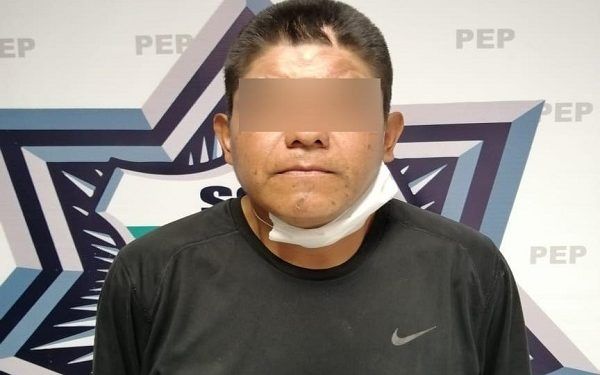 Sujeto golpea a su expareja y es capturado en Santa María Xonacatepec