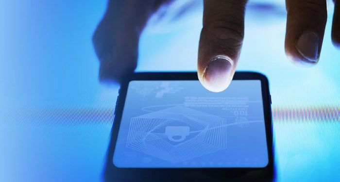 Vuelvo a insistir contigo, si tienes teléfono celular