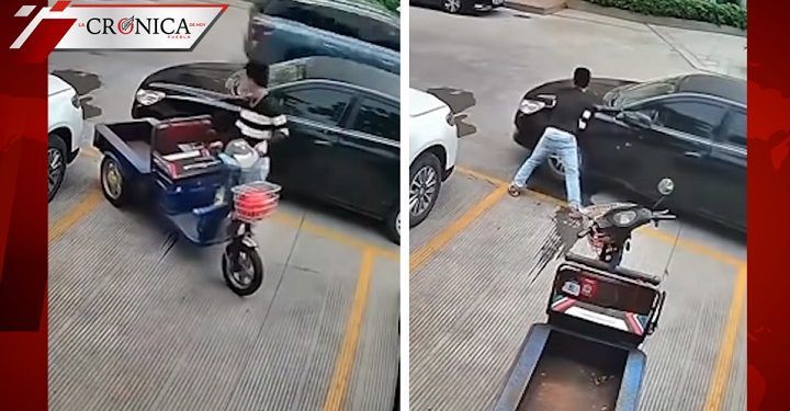¿Hulk, eres tú? Hombre levanta auto para realizar entregas en su moto (VIDEO)