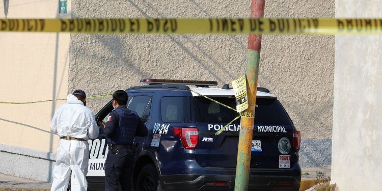 Hombre es ejecutado y dejan cadáver en el barrio de El Alto