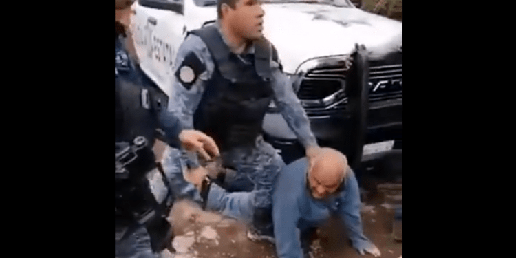 Indagan caso de abuso policial contra adulto mayor en Huauchinango
