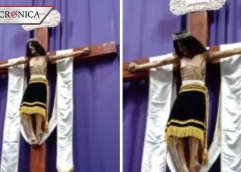 Por unas bisagras: el motivo por el que Cristo movió su cabeza en misa de Puebla