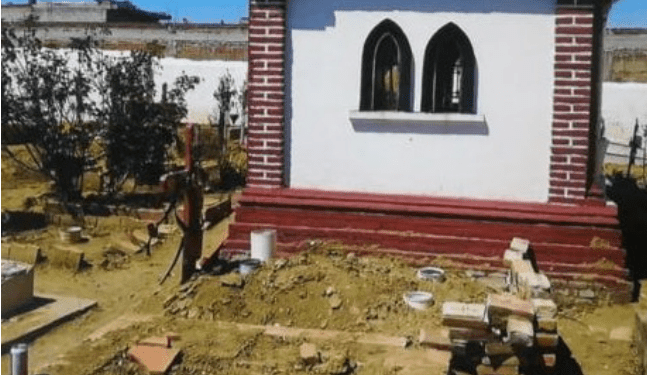 Profana tumbas alcaldesa, acusan