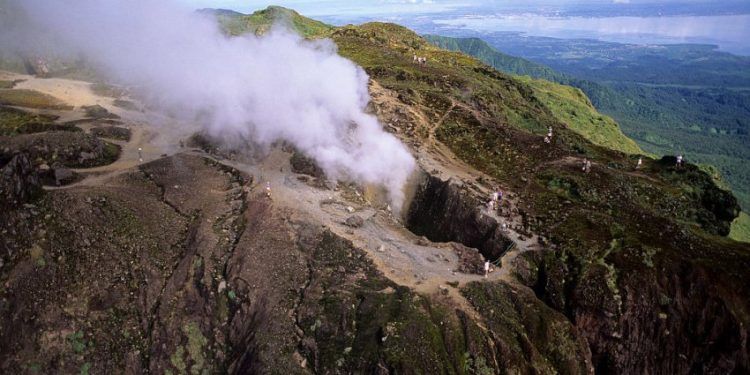 Volcán Soufriere registra fase eruptiva en San Vicente y Las Granadinas