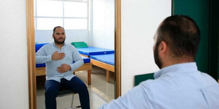 IMSS brinda rehabilitación a pacientes post COVID-19 que desarrollan trastornos de respiración, voz o deglución