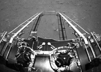 Inicia vehículo chino exploración en Marte