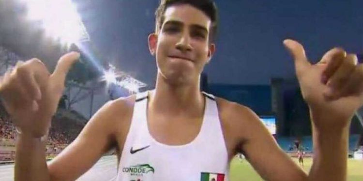 Mexicano Tonatiú López triunfa en 800m en Nueva York