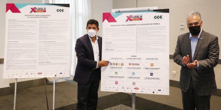 Eduardo Rivera promete a empresarios mesa de trabajo permanente en favor de la ciudadanía