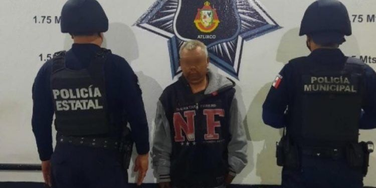 Sujeto en posesión de escopetas es aprehendido en Atlixco