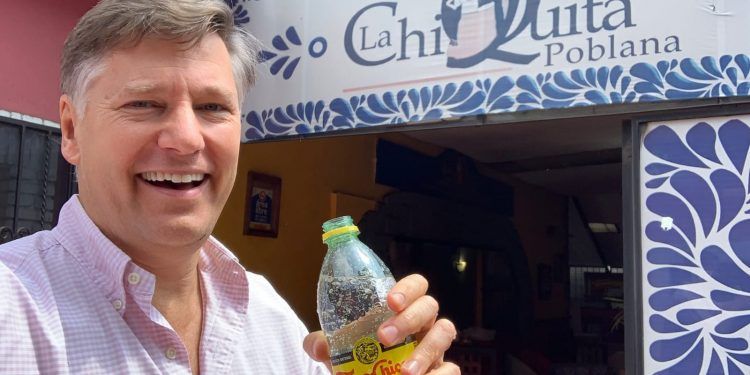 Considera Eduardo Rivera mantener programas y funcionarios del actual gobierno 