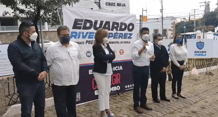 Eduardo Rivera propone colocar monumento dedicado a fallecidos por COVID en Puebla