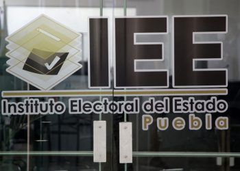 IEE Puebla aprueba candidaturas con retraso