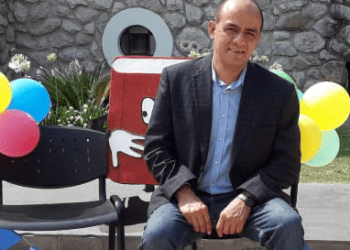 De moteles y otros rincones, lo nuevo de Adán Cabral