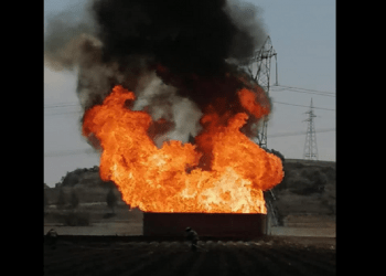 PEMEX realiza quema controlada de combustible en Texmelucan por mantenimiento a ductos