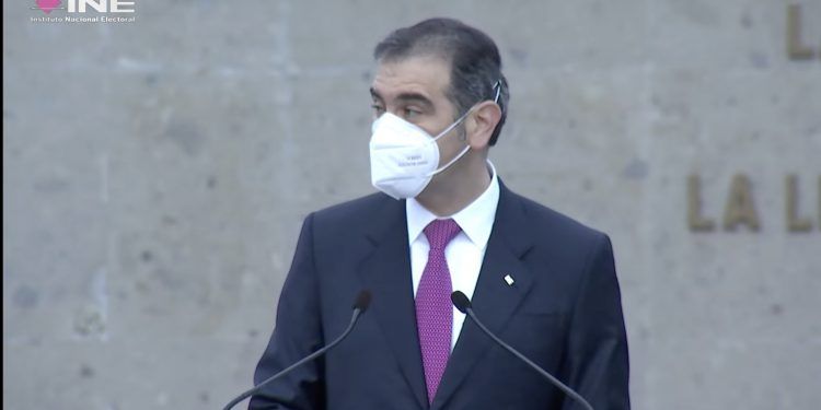 Lorenzo Córdova llama a los mexicanos a salir a votar y elegir libremente 