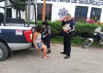 Joven intenta lanzarse de un puente de San Martín Texmelucan