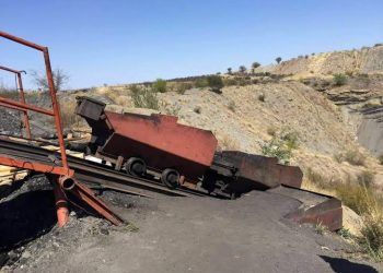 Al menos siete hombres quedan atrapados tras colapso de mina en Coahuila