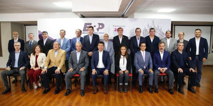 Eduardo Rivera conforma comisión permanente para impulsar a Puebla