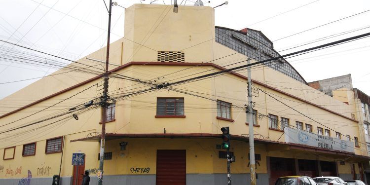 AL OÍDO