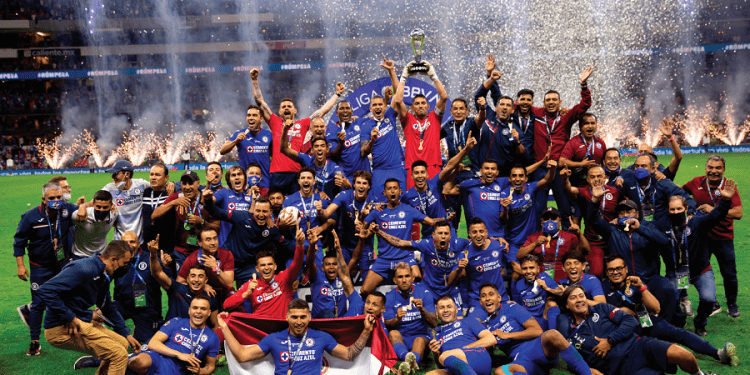 Lo que hay detrás de la novena para el Cruz Azul
