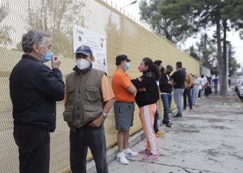 Se retrasa votación por falta de funcionarios de casilla en varios municipios de Puebla