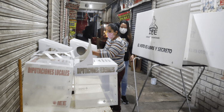 Jornada electoral se lleva a cabo con estrictas medidas santarias