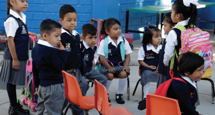Sólo 44% de padres acepta regreso presencial a clases