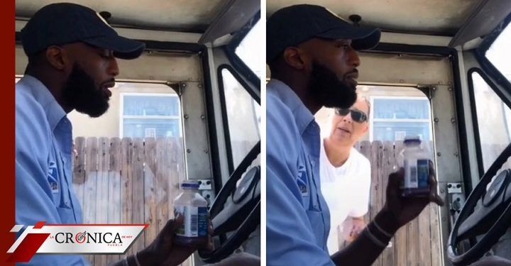 Durante su hora de almuerzo: cartero ignora a mujer que le pidió su correo (VIDEO)