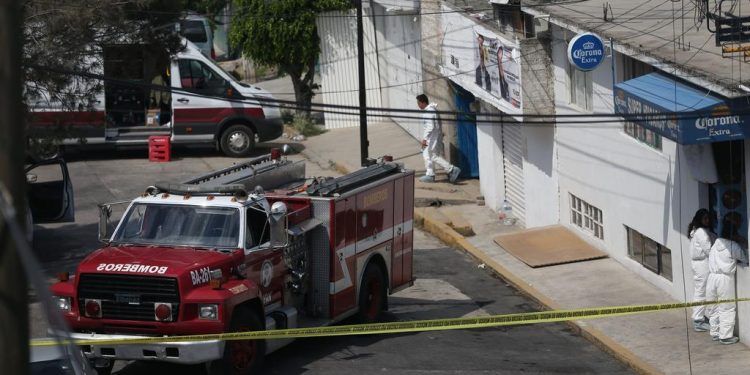 Hallan más de 3 mil 700 huesos en casa del feminicida de CDMX