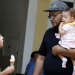 Frente al Día de la Madre, el del Padre se queda corto