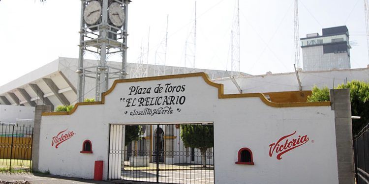 Roban en su vivienda y muere de infarto ex juez de la plaza de toros «El Relicario»