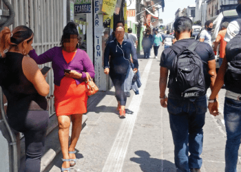 Pese a abusos y la pandemia incrementa la prostitución