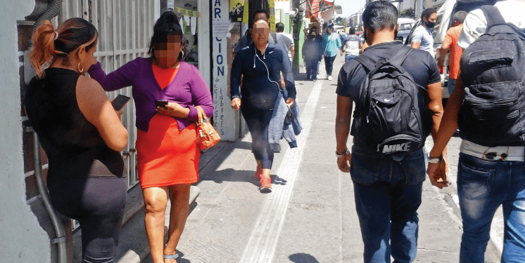 Pese a abusos y la pandemia incrementa la prostitución