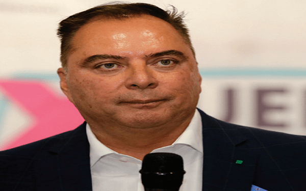 Tumba TEE candidatura de Santamaría