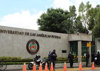 Policía Estatal toma instalaciones de la UDLAP; sería por fraude en la Fundación Jenkins