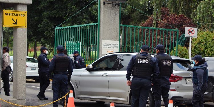 Policía Estatal toma instalaciones de la UDLAP; sería por fraude en la Fundación Jenkins