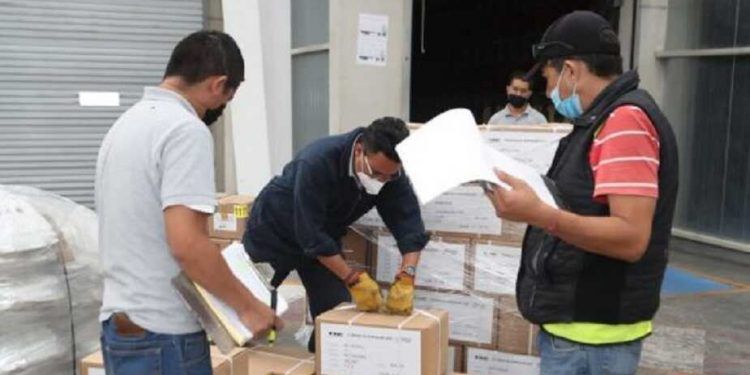 INE comenzó la distribución de papeletas y material para la Consulta Popular