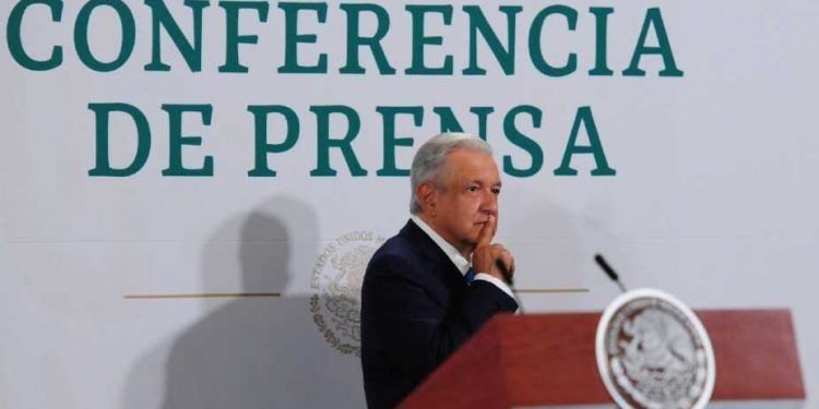 INE dicta medidas cautelares contra AMLO