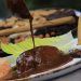 Prepara San Lucas Atzala venta de mole tradicional