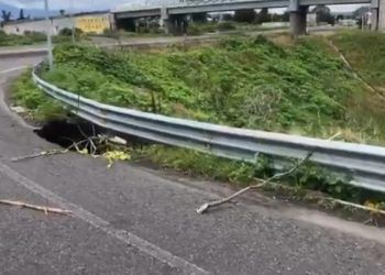 Ahora aparece socavón en Atlixco 
